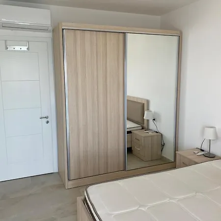 Ocean View דירה *
